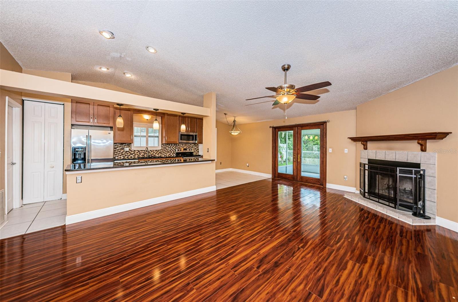 202 LAKE CHARLES CT, OLDSMAR, FL, 34677