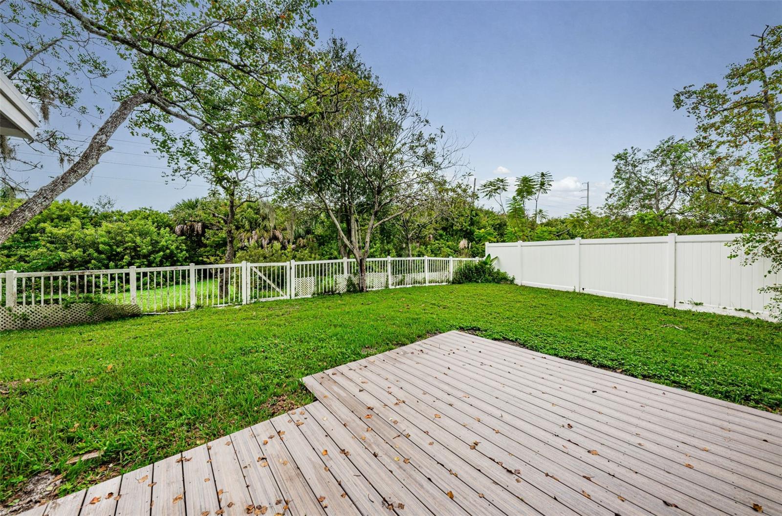 202 LAKE CHARLES CT, OLDSMAR, FL, 34677