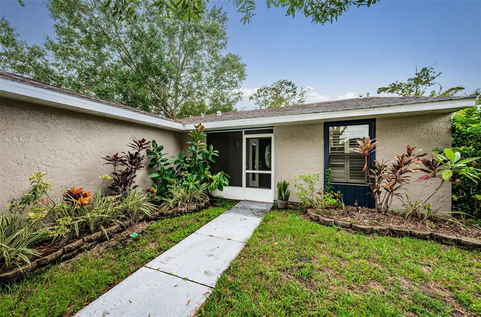 202 LAKE CHARLES CT, OLDSMAR, FL, 34677