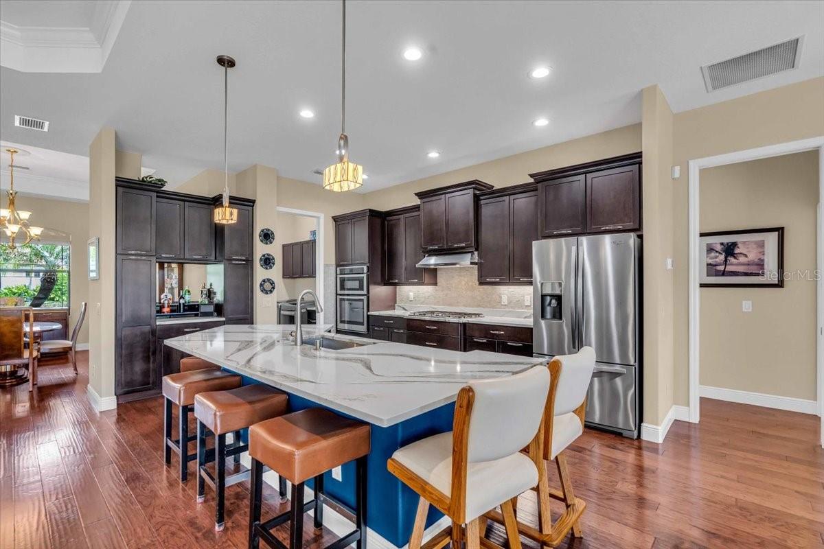 988 145TH STREET CIR NE, BRADENTON, FL, 34212