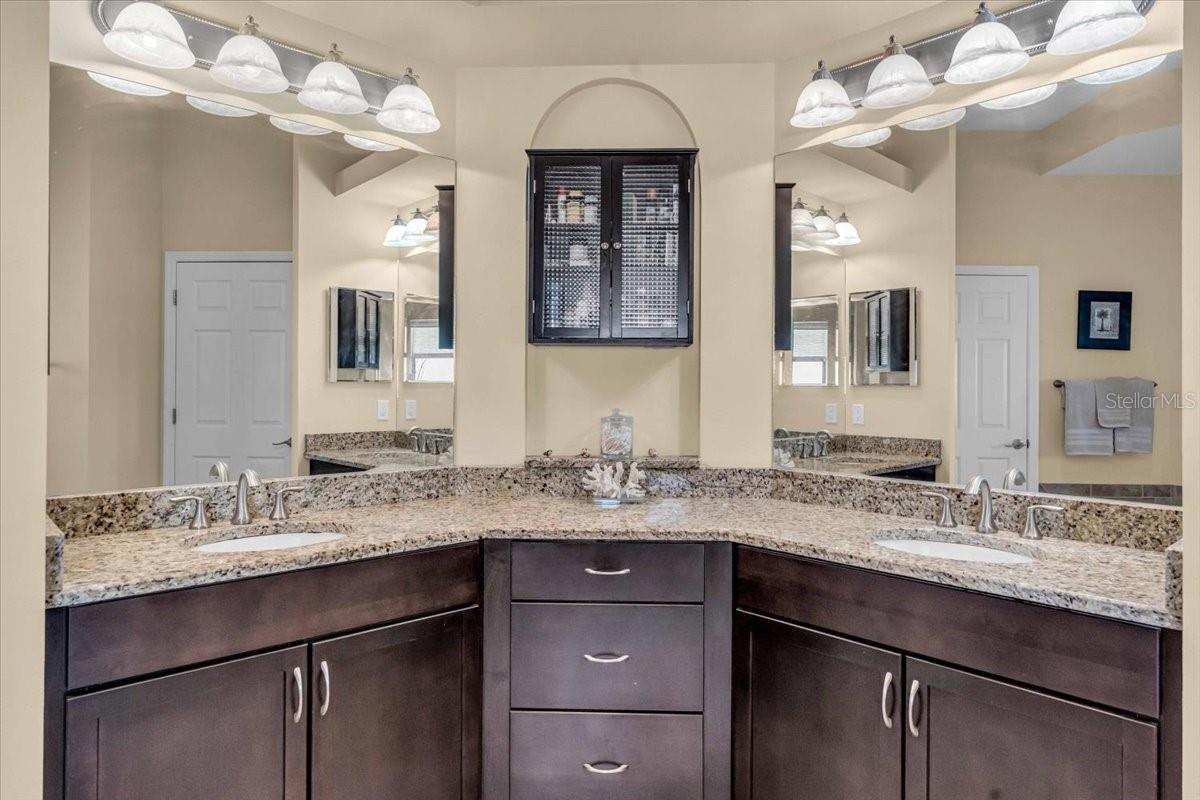 988 145TH STREET CIR NE, BRADENTON, FL, 34212