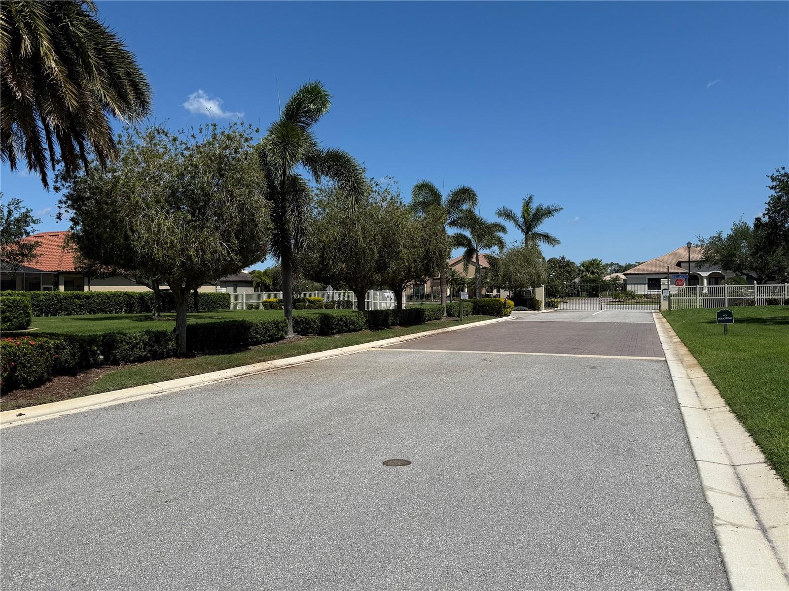 988 145TH STREET CIR NE, BRADENTON, FL, 34212