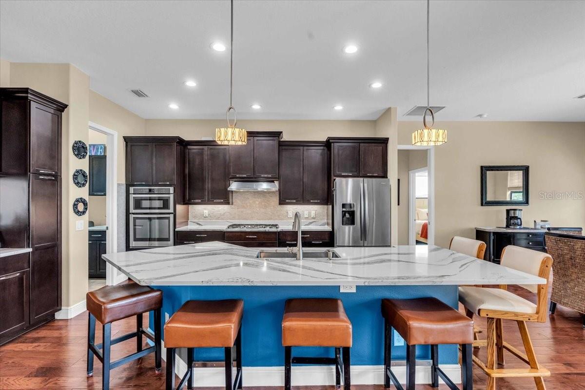 988 145TH STREET CIR NE, BRADENTON, FL, 34212