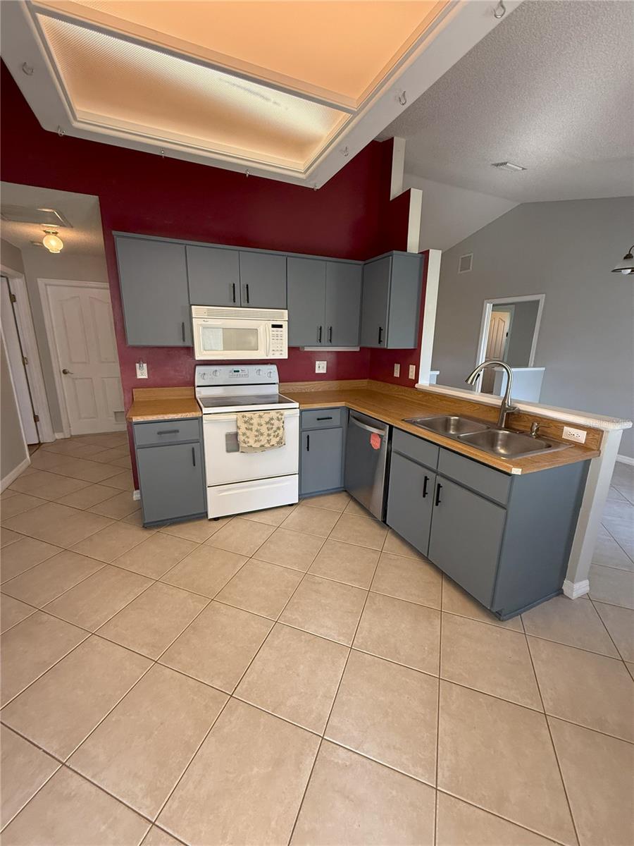 49 BUTTONWORTH DR, PALM COAST, FL, 32137