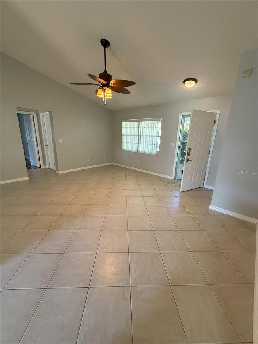 49 BUTTONWORTH DR, PALM COAST, FL, 32137