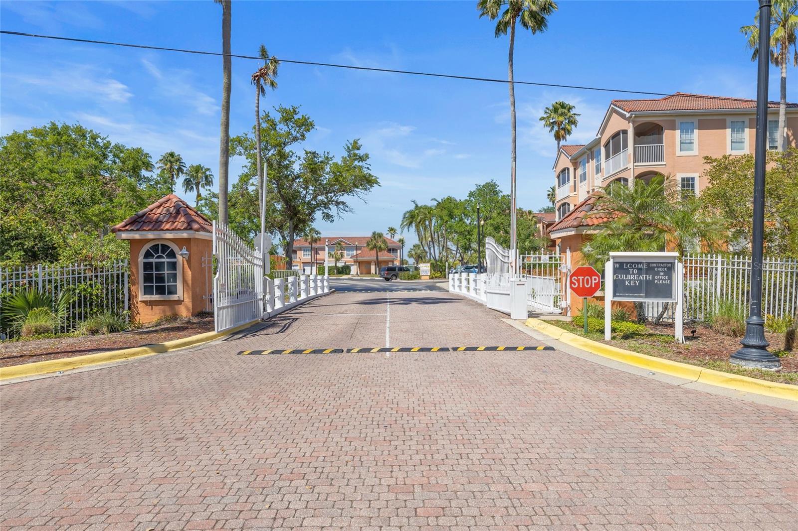 5000 CULBREATH KEY WAY #8-308, TAMPA, FL, 33611