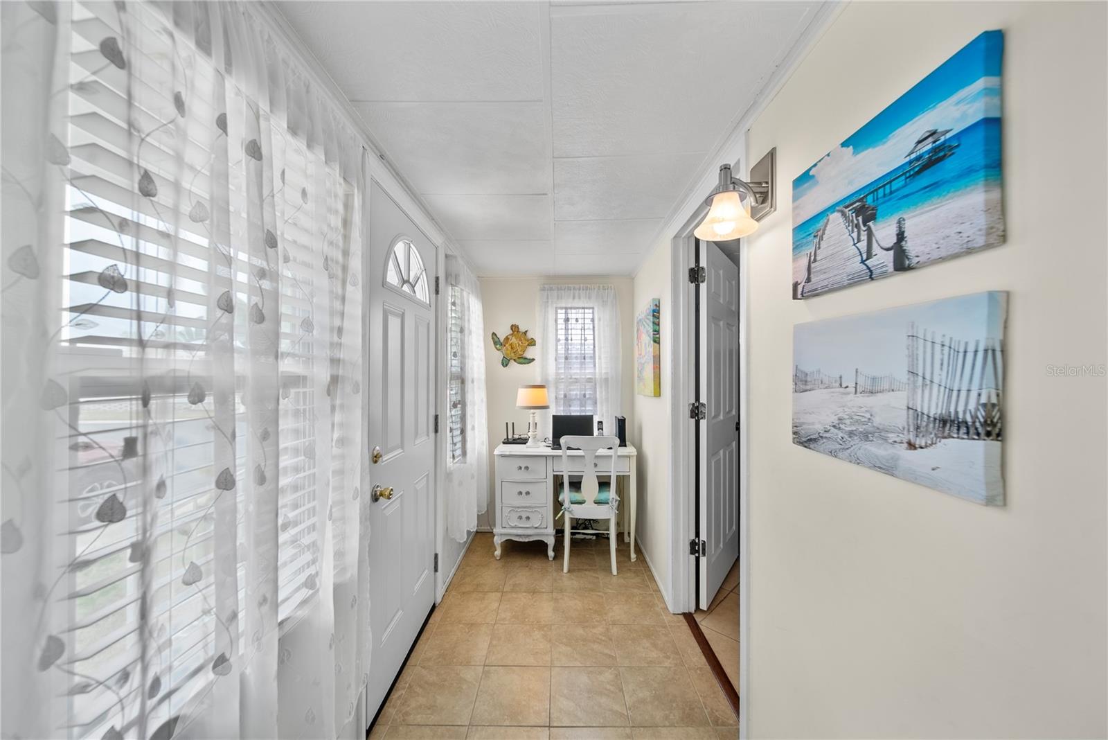 10333 N LAKE DR, LARGO, FL, 33773