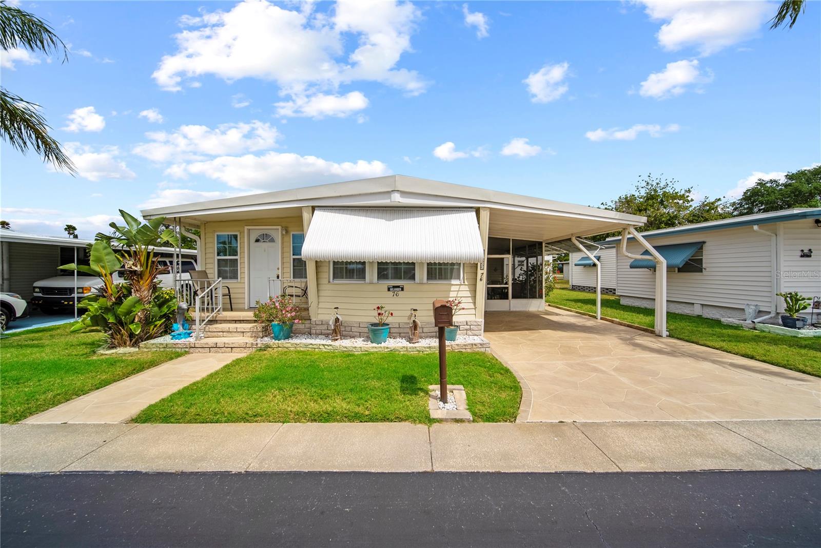 10333 N LAKE DR, LARGO, FL, 33773