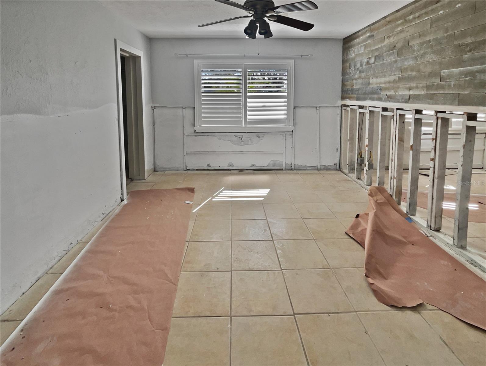 141 81ST AVE N, ST PETERSBURG, FL, 33702