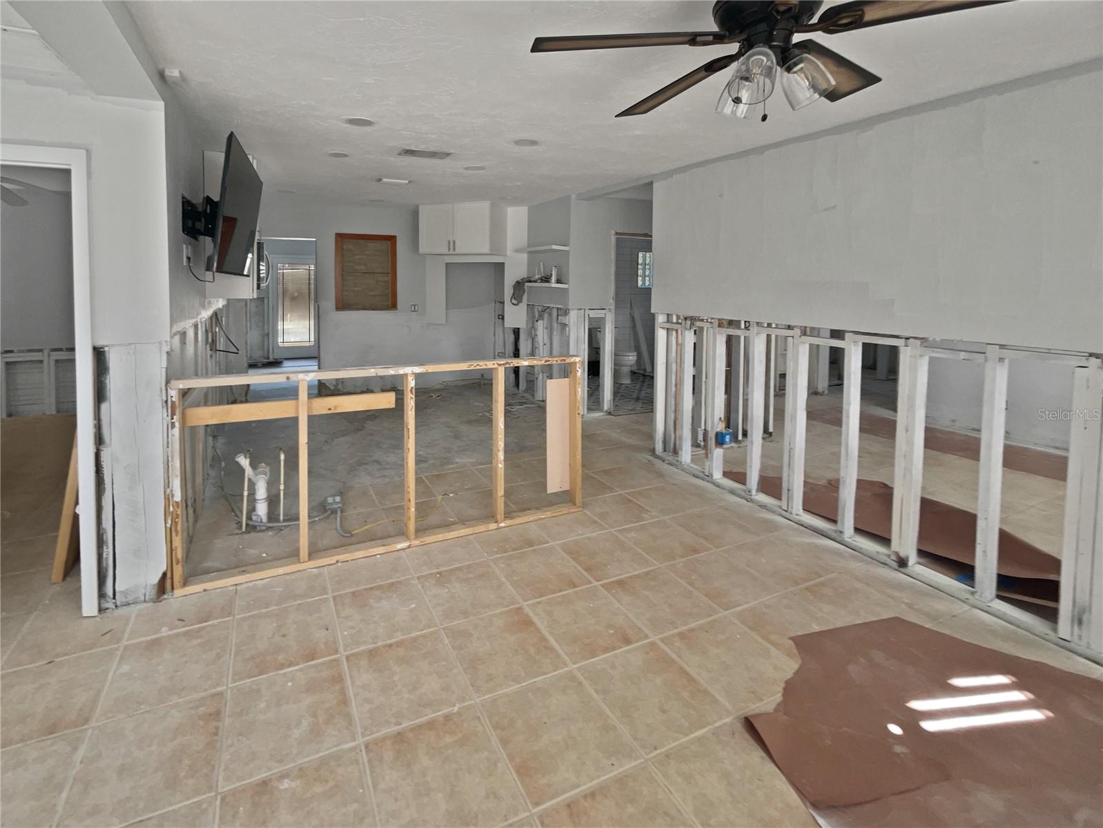 141 81ST AVE N, ST PETERSBURG, FL, 33702