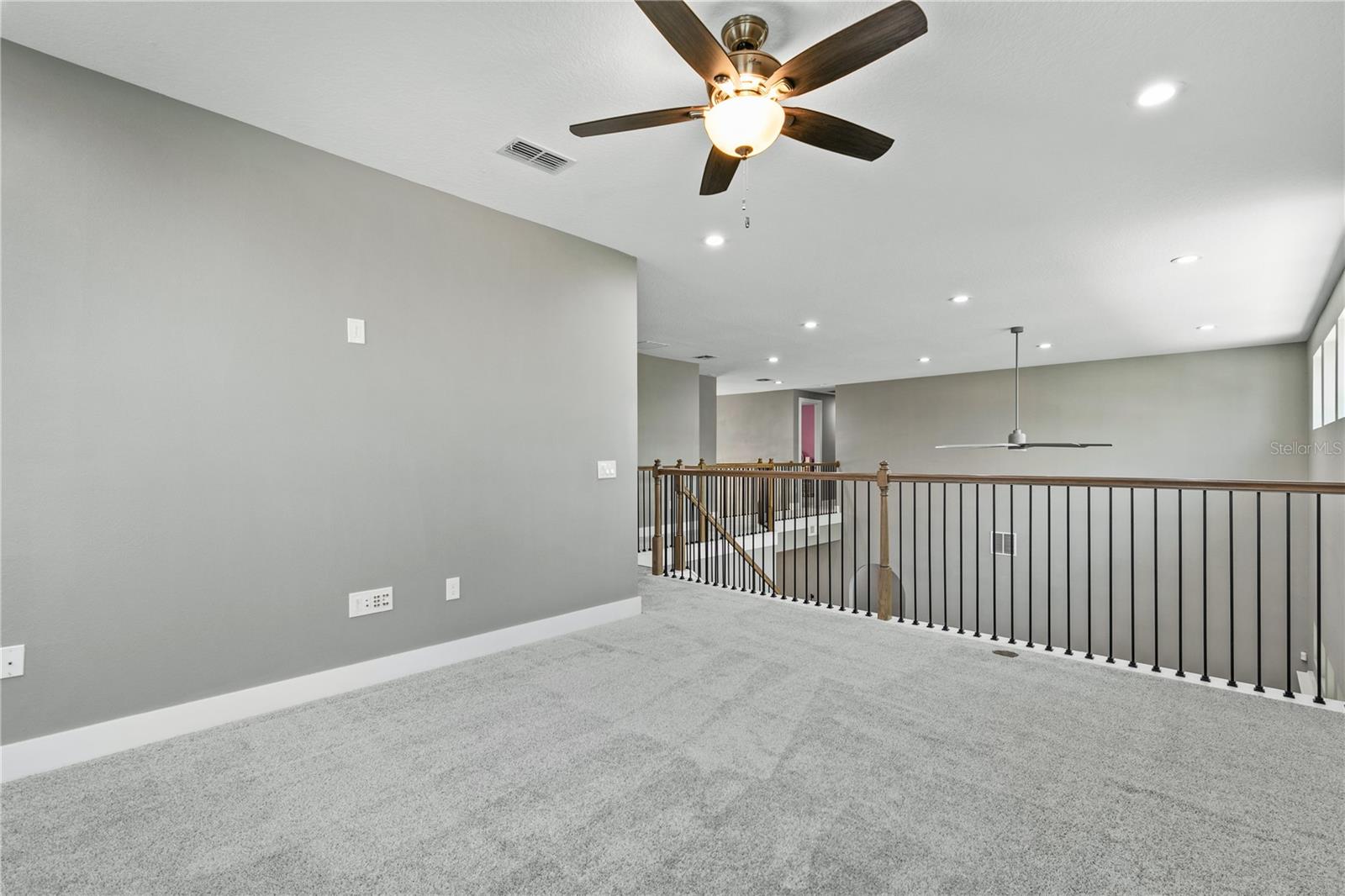 25854 CROSSINGS BLUFF LN, SORRENTO, FL, 32776