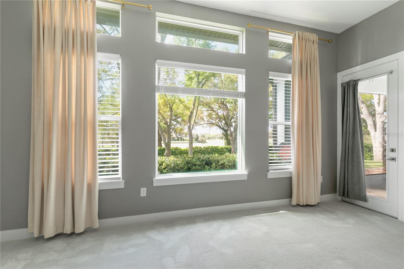 25854 CROSSINGS BLUFF LN, SORRENTO, FL, 32776