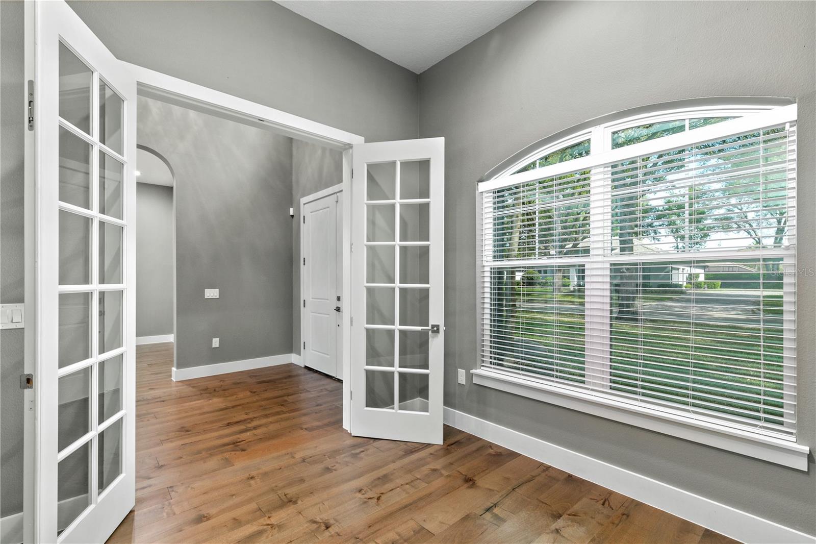 25854 CROSSINGS BLUFF LN, SORRENTO, FL, 32776