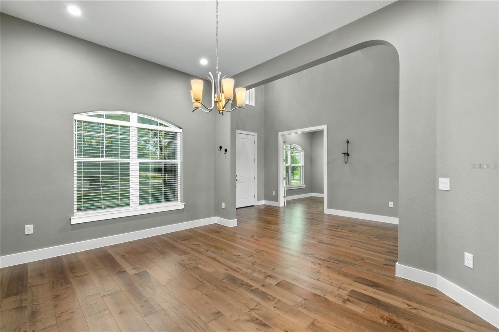 25854 CROSSINGS BLUFF LN, SORRENTO, FL, 32776
