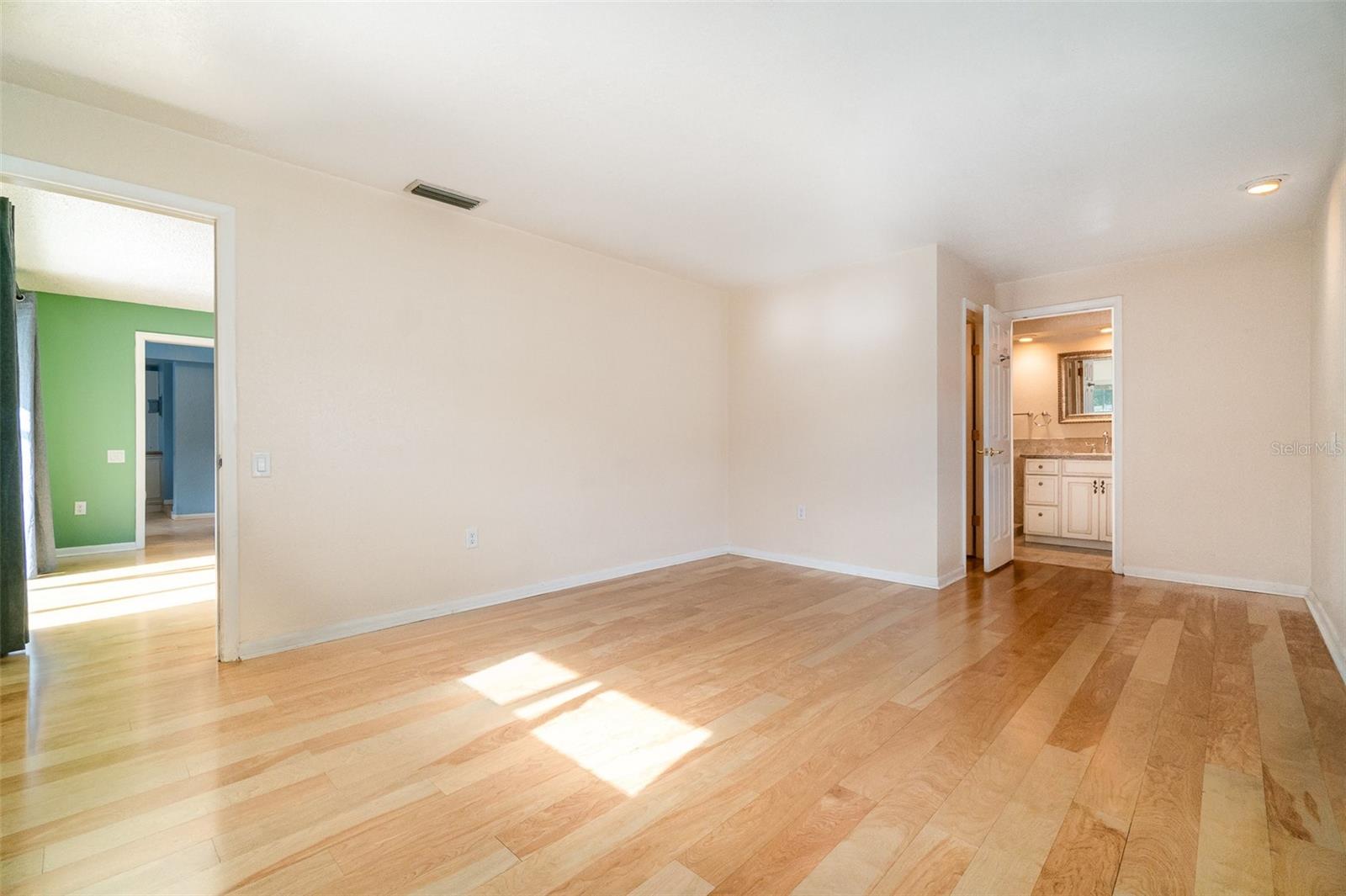 690 S LAKEMONT AVE, WINTER PARK, FL, 32792