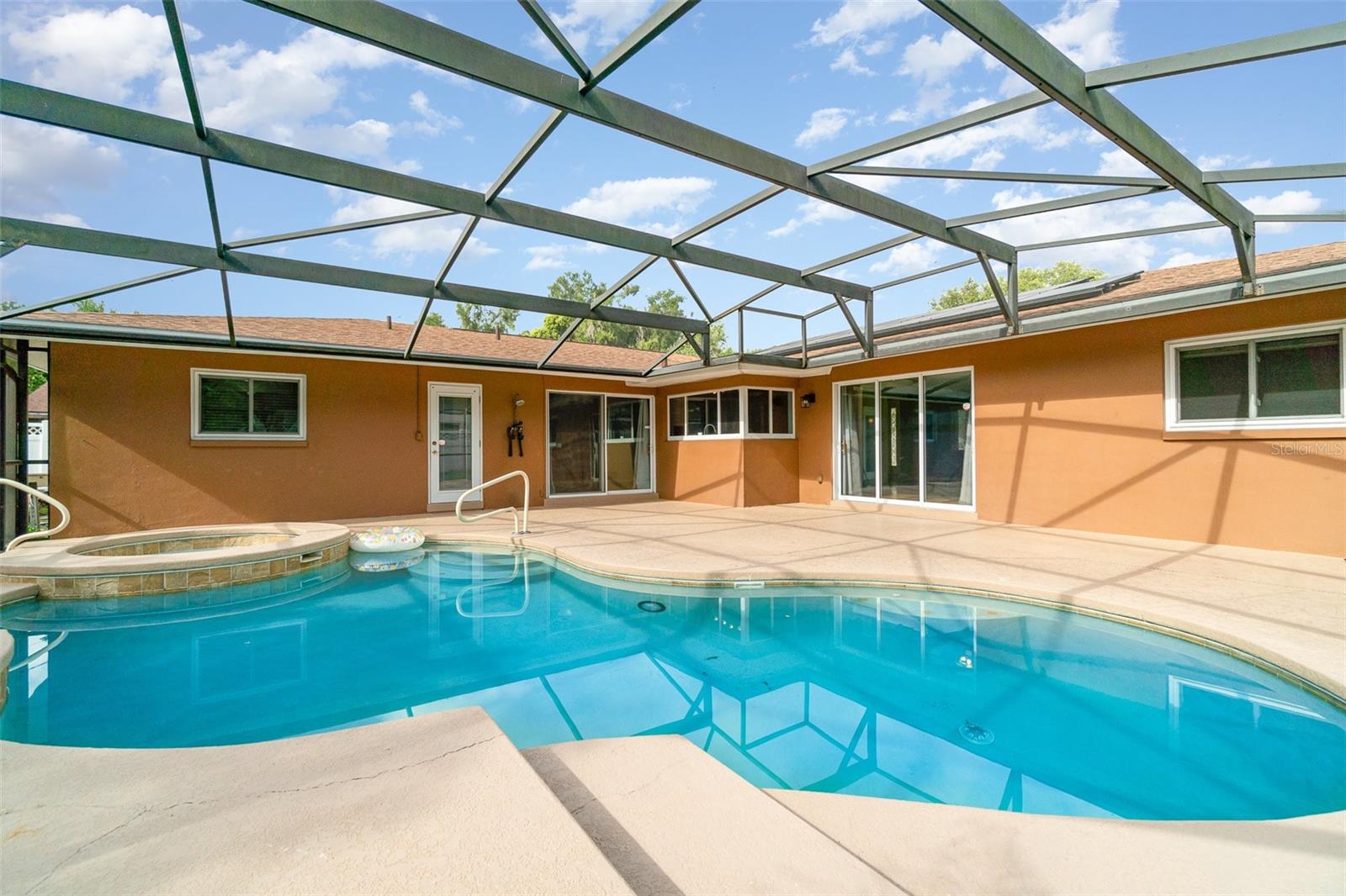 690 S LAKEMONT AVE, WINTER PARK, FL, 32792