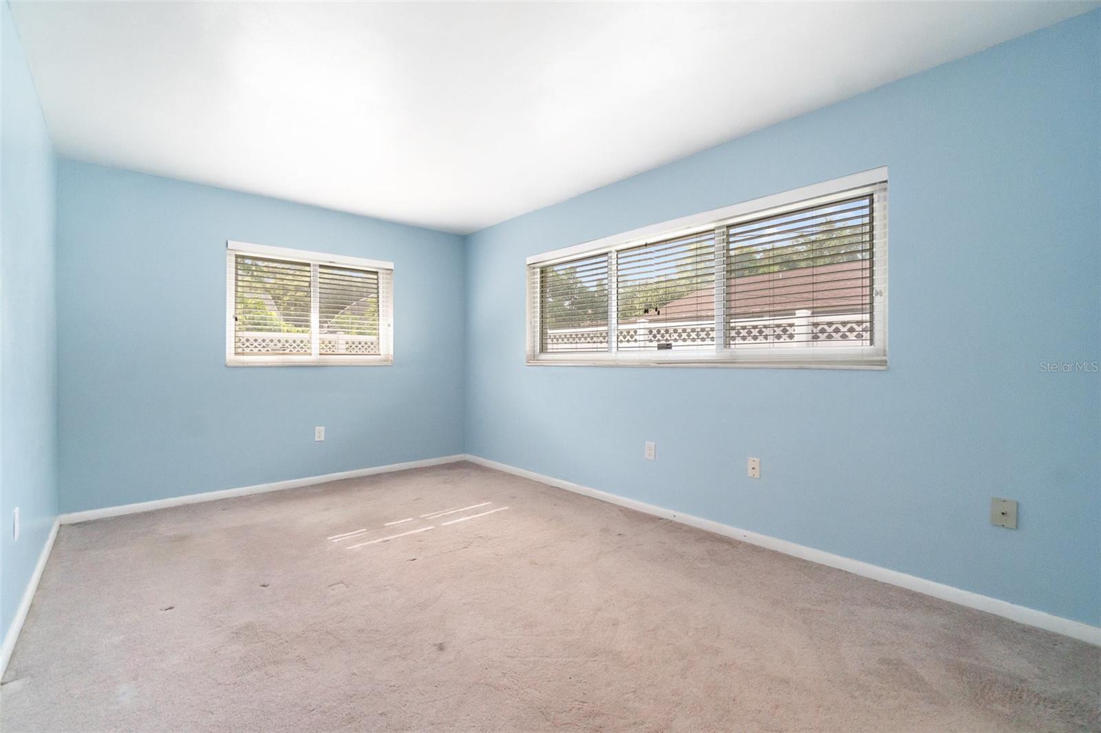 690 S LAKEMONT AVE, WINTER PARK, FL, 32792