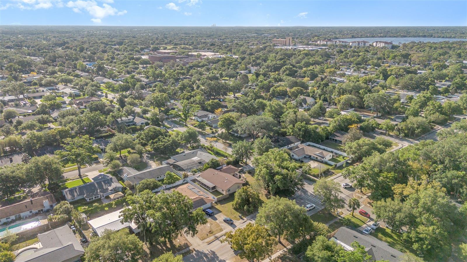 690 S LAKEMONT AVE, WINTER PARK, FL, 32792