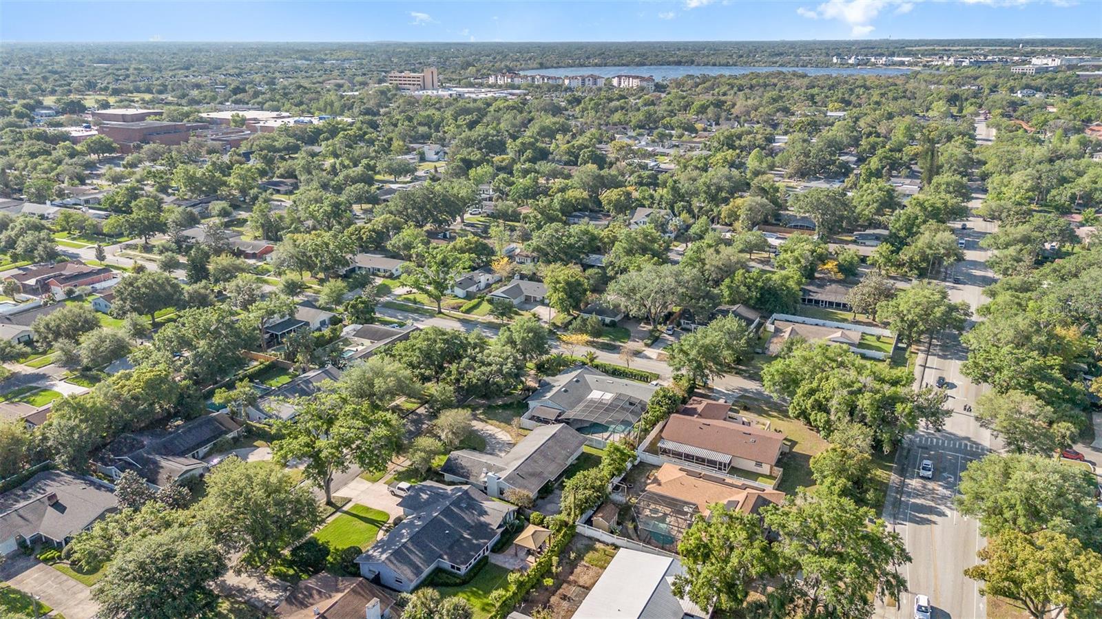 690 S LAKEMONT AVE, WINTER PARK, FL, 32792