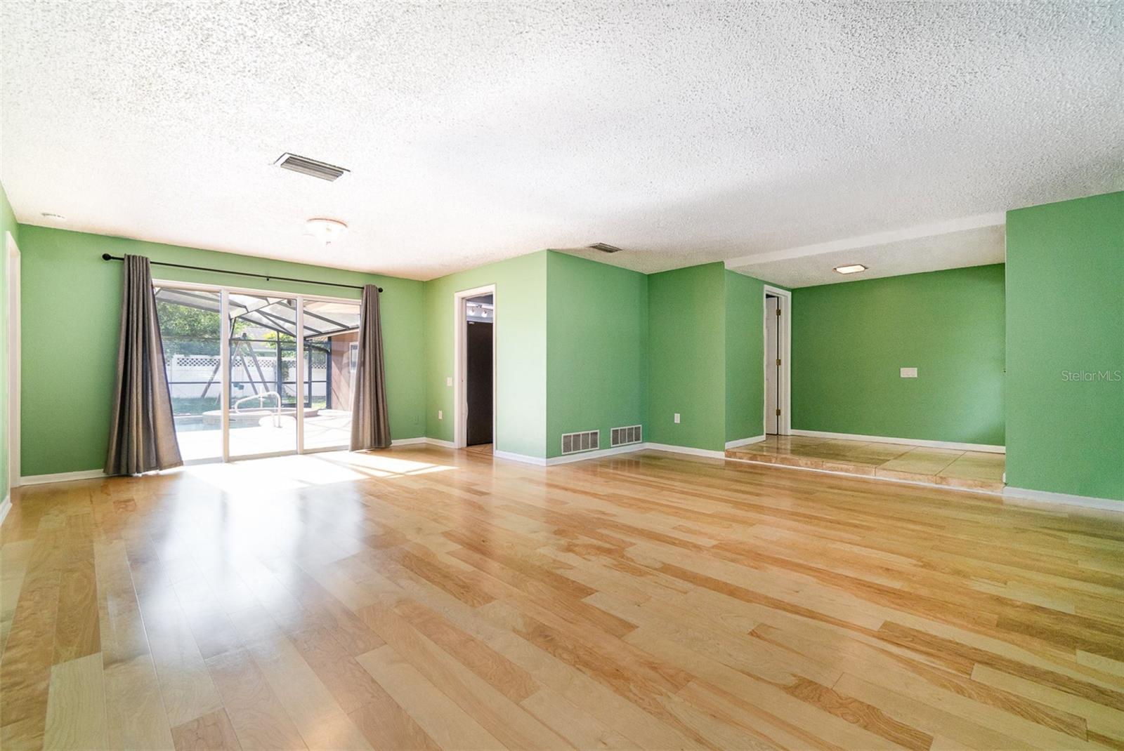 690 S LAKEMONT AVE, WINTER PARK, FL, 32792