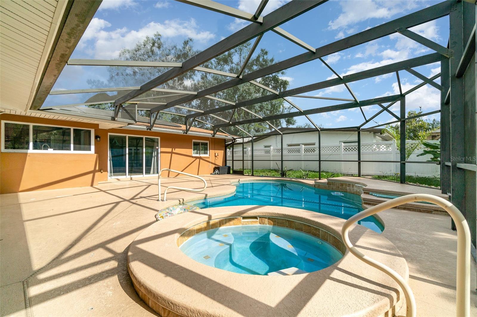 690 S LAKEMONT AVE, WINTER PARK, FL, 32792