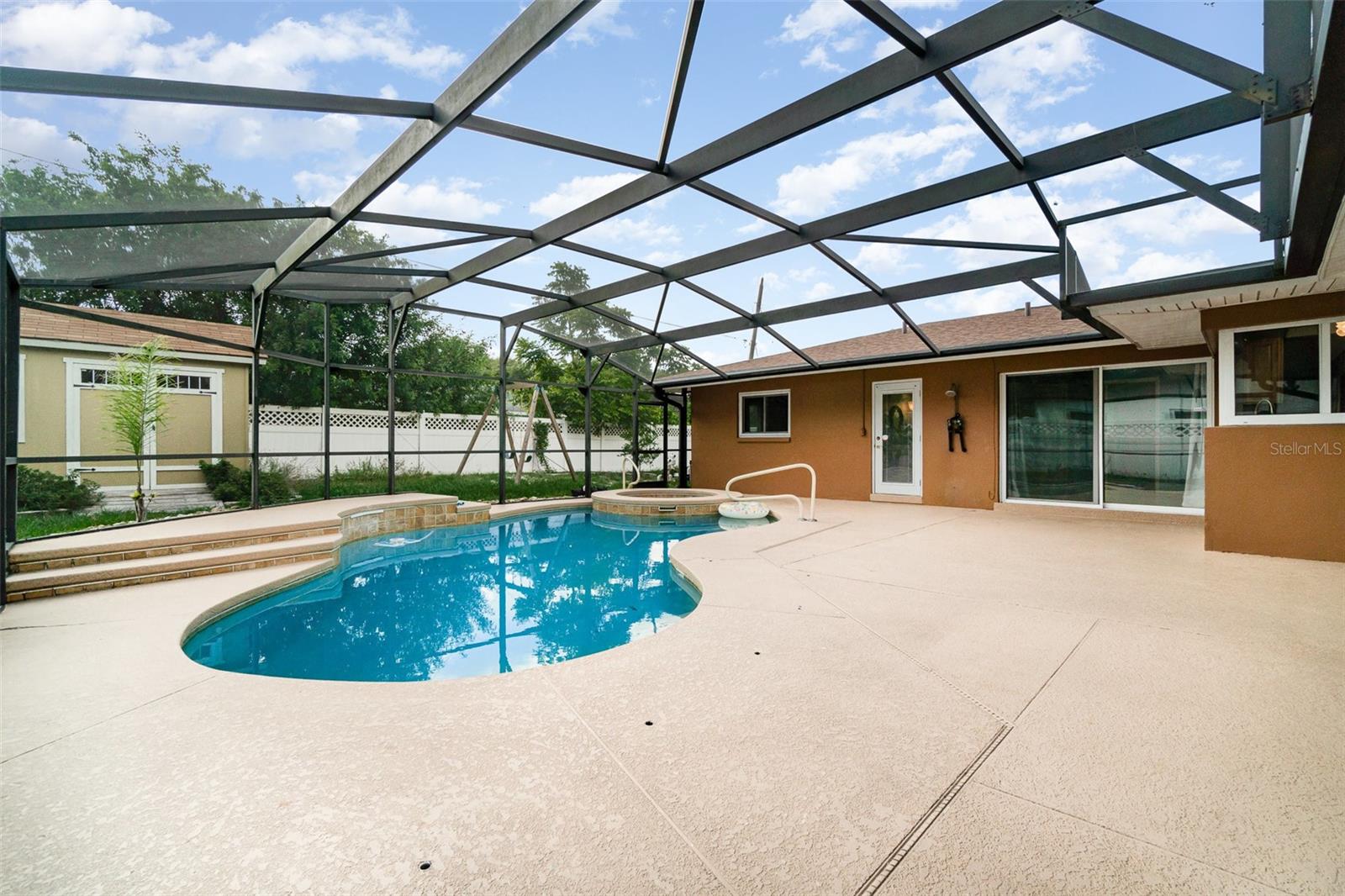 690 S LAKEMONT AVE, WINTER PARK, FL, 32792