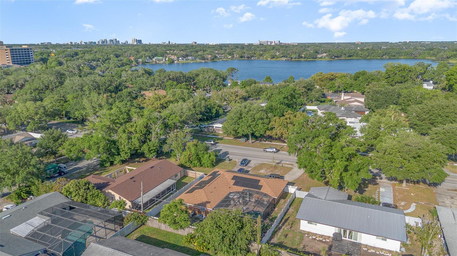 690 S LAKEMONT AVE, WINTER PARK, FL, 32792