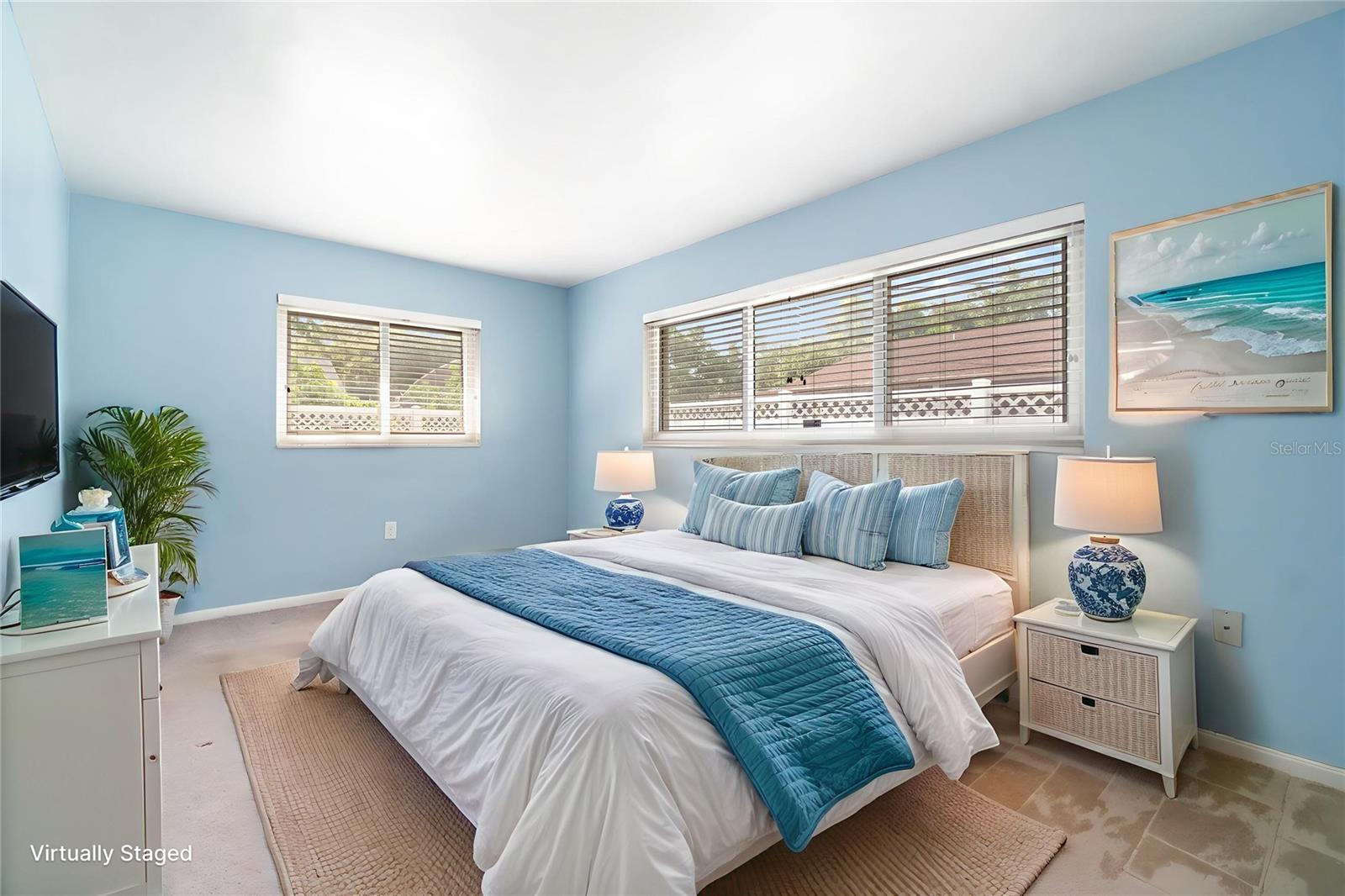 690 S LAKEMONT AVE, WINTER PARK, FL, 32792