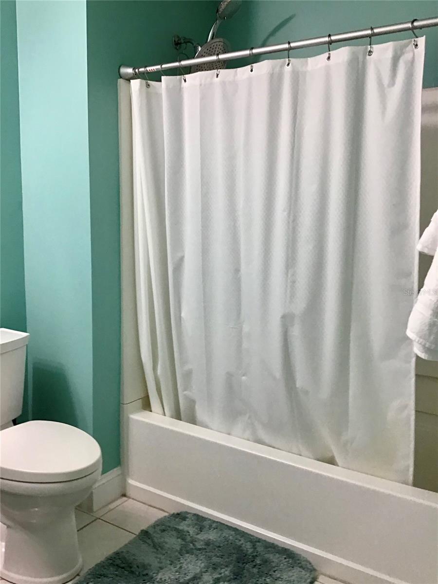 112 GRANDE LAKE DR, DAYTONA BEACH, FL, 32124