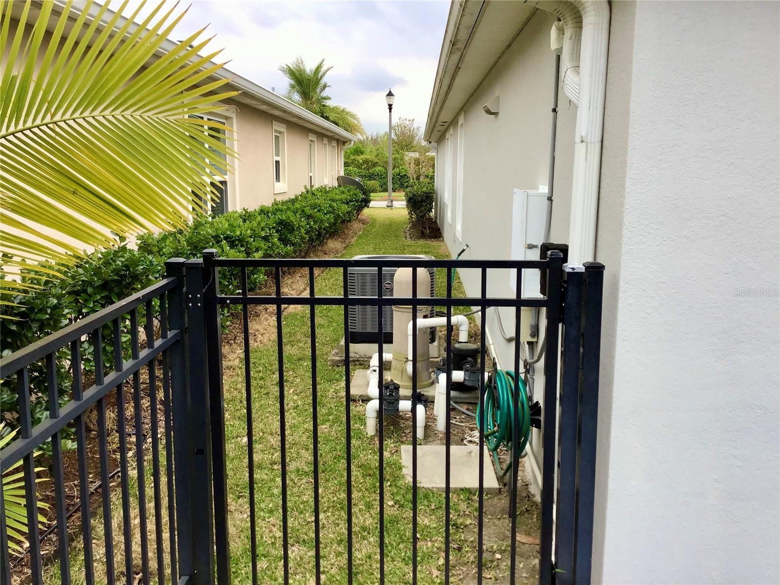 112 GRANDE LAKE DR, DAYTONA BEACH, FL, 32124