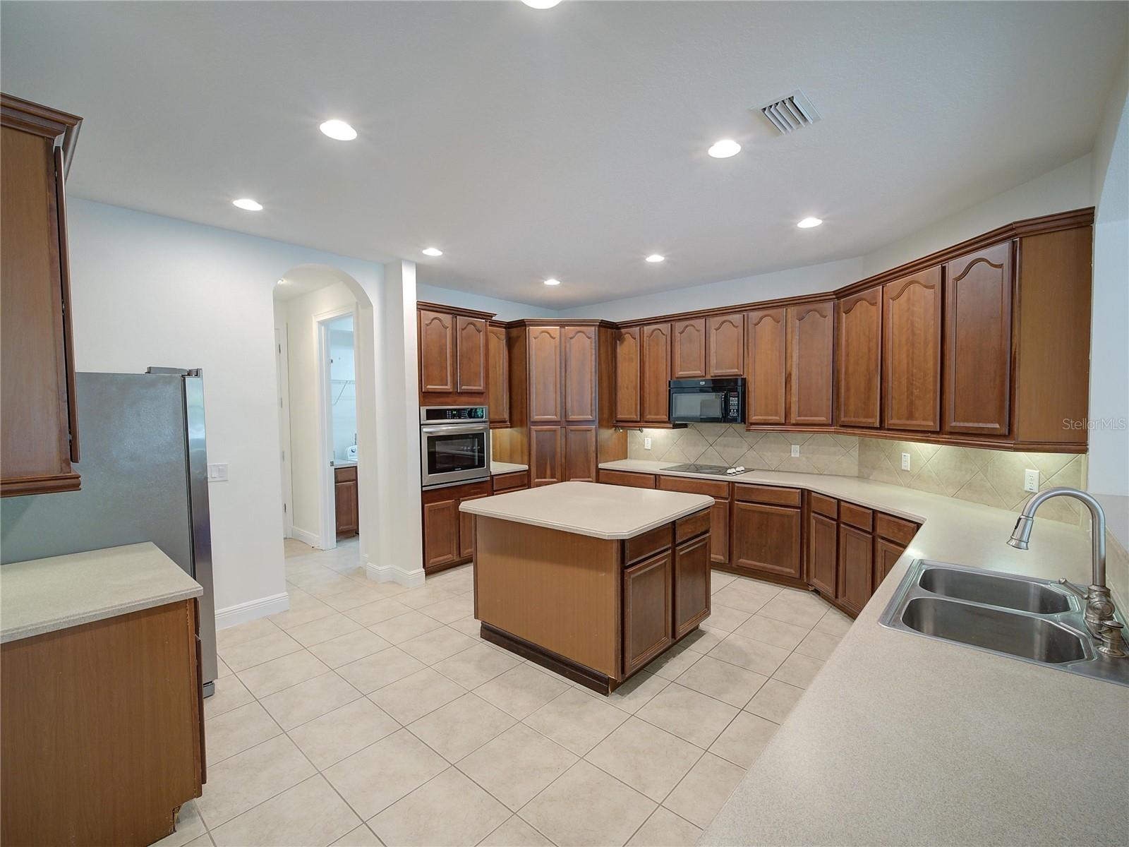 3245 HEIRLOOM ROSE PL, OVIEDO, FL, 32766