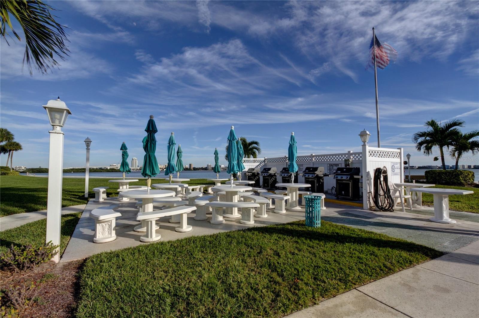 895 S GULFVIEW BLVD #309, CLEARWATER BEACH, FL, 33767