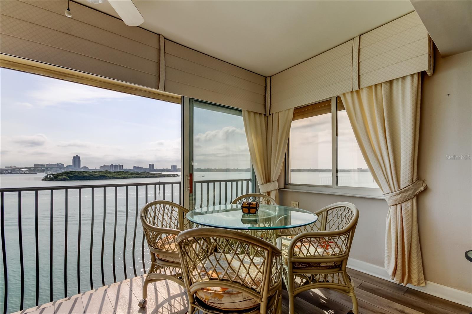 895 S GULFVIEW BLVD #309, CLEARWATER BEACH, FL, 33767