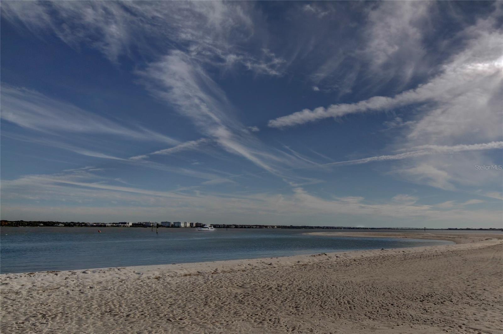 895 S GULFVIEW BLVD #309, CLEARWATER BEACH, FL, 33767