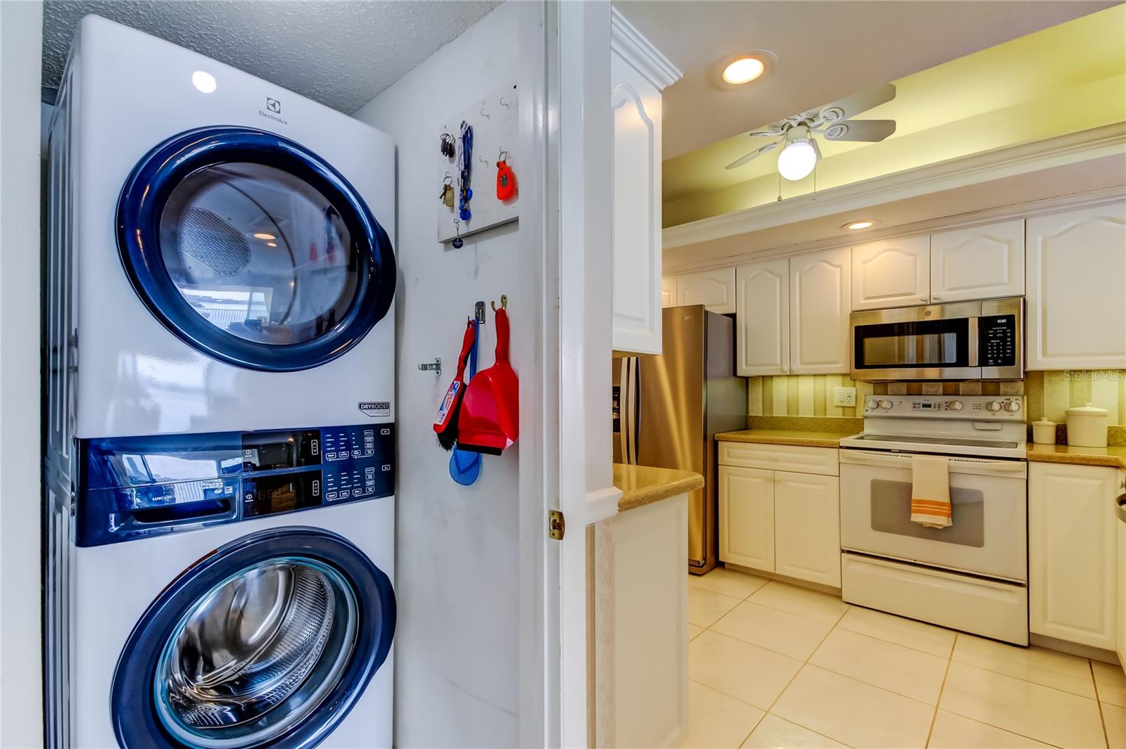 895 S GULFVIEW BLVD #309, CLEARWATER BEACH, FL, 33767