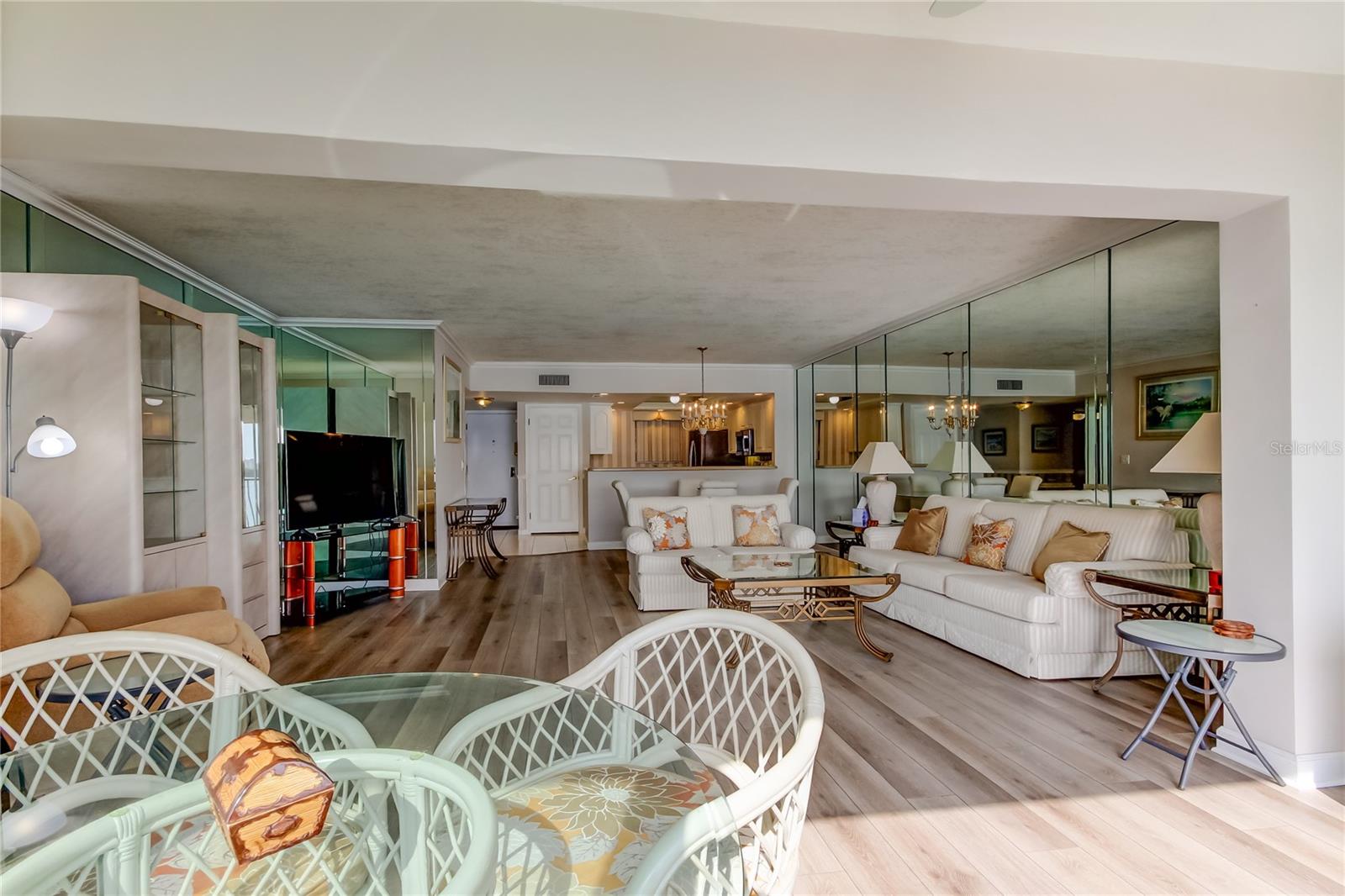895 S GULFVIEW BLVD #309, CLEARWATER BEACH, FL, 33767