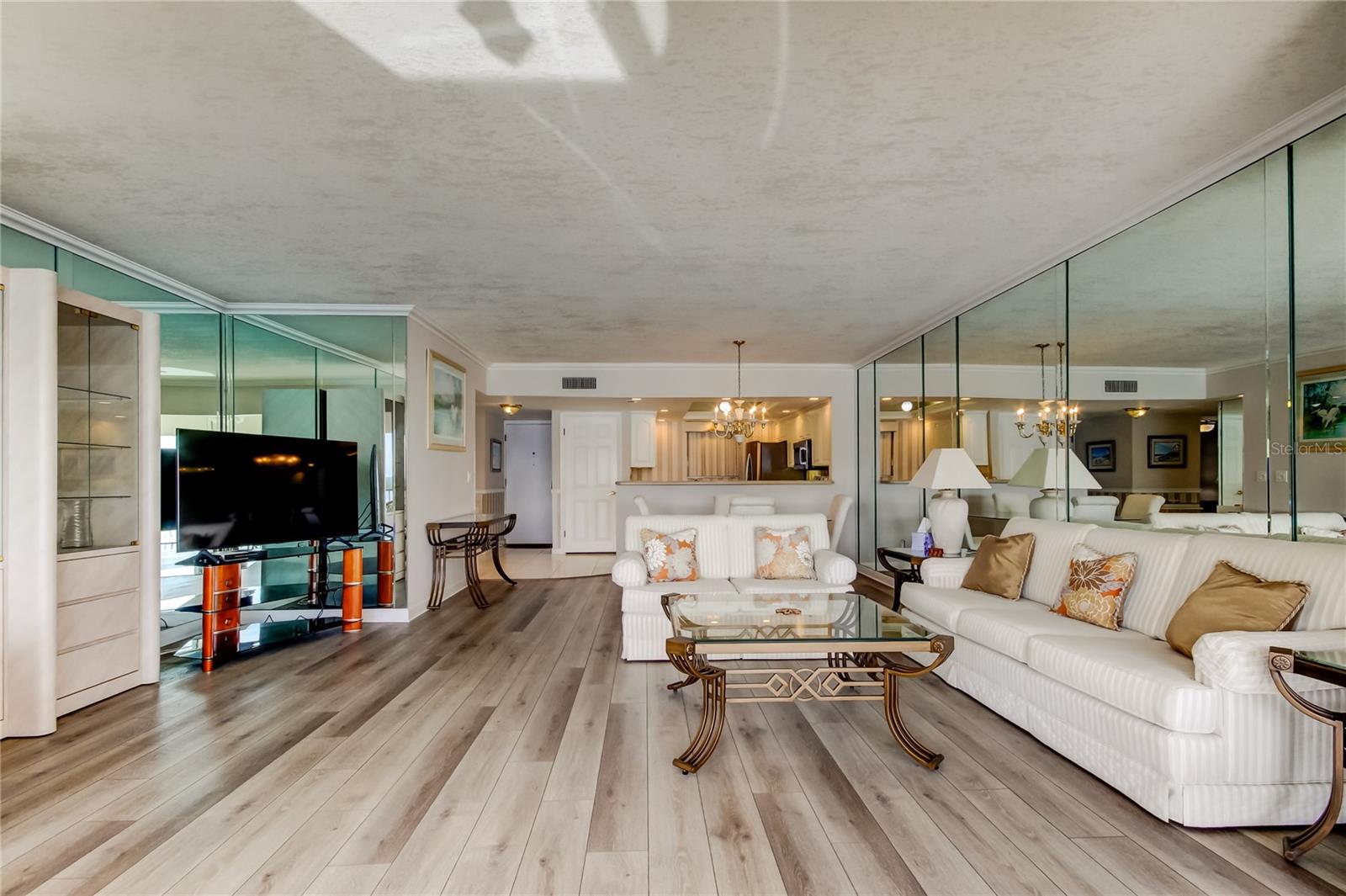 895 S GULFVIEW BLVD #309, CLEARWATER BEACH, FL, 33767