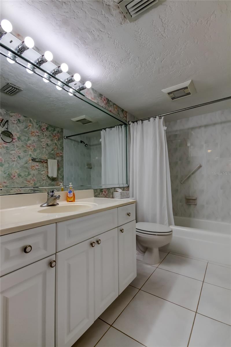 895 S GULFVIEW BLVD #309, CLEARWATER BEACH, FL, 33767