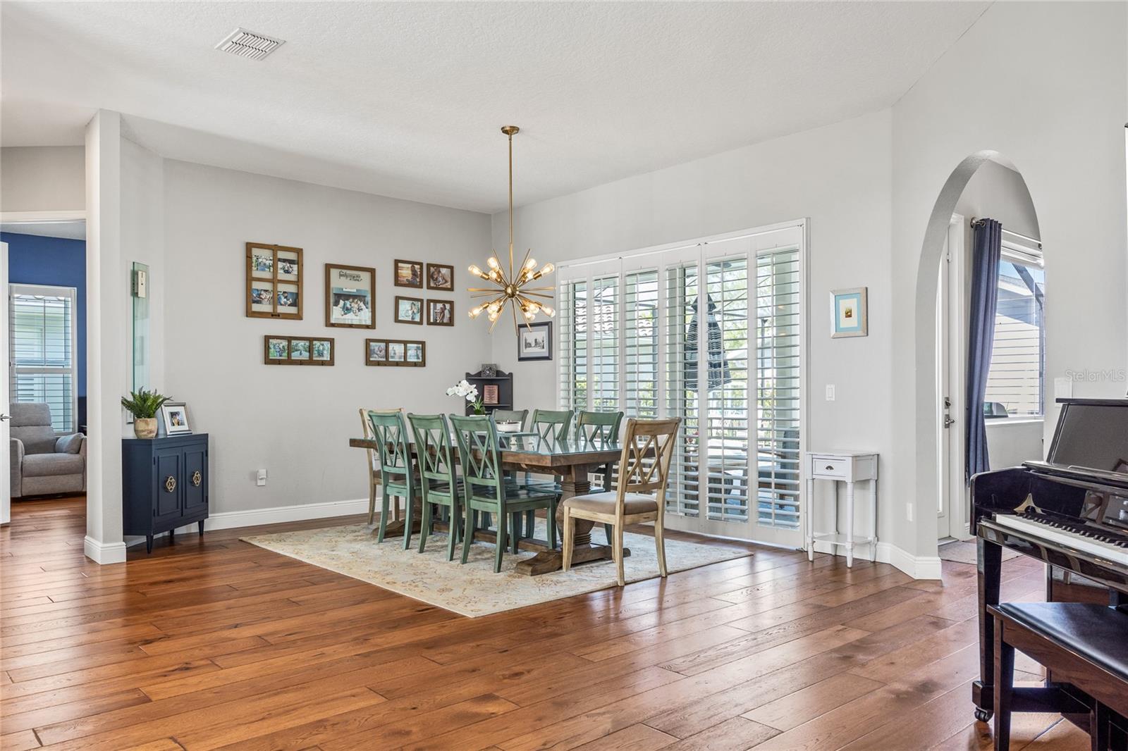 1002 ROMANO CT NE, ST PETERSBURG, FL, 33702