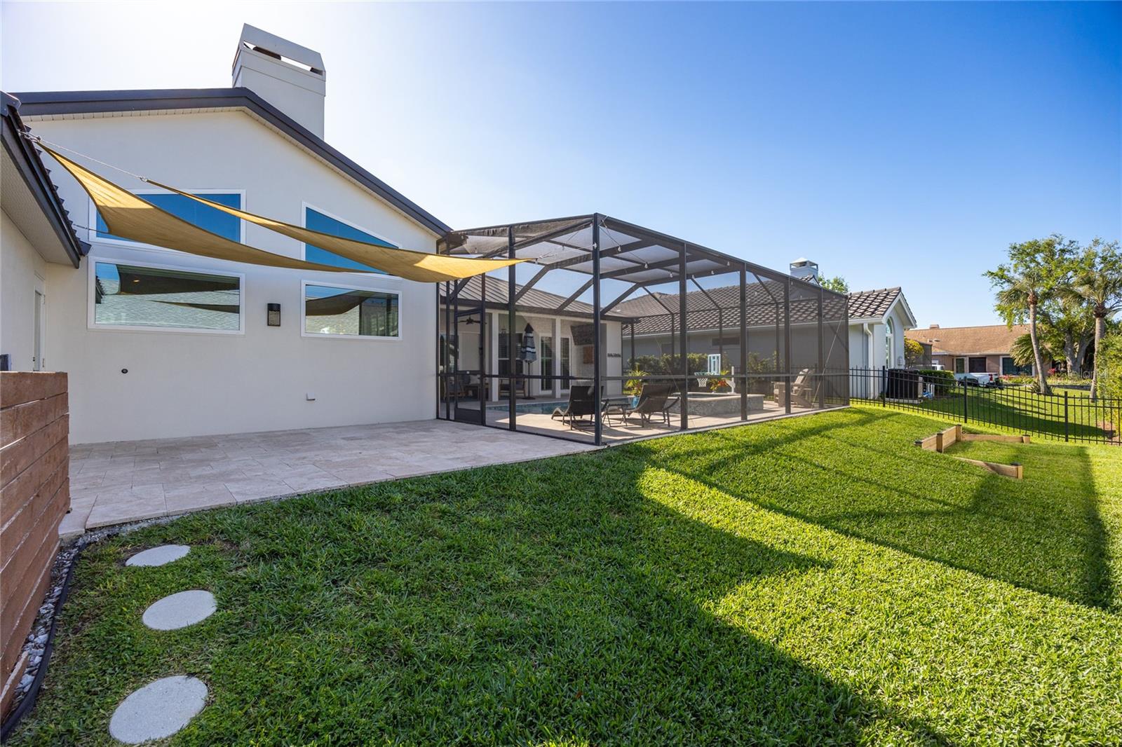 1002 ROMANO CT NE, ST PETERSBURG, FL, 33702