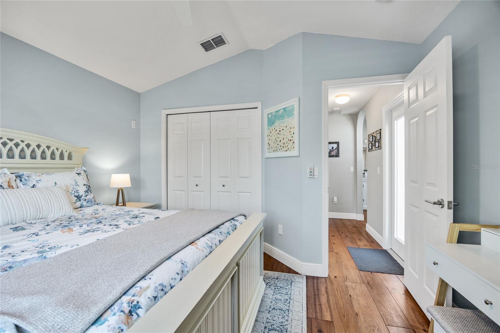 1002 ROMANO CT NE, ST PETERSBURG, FL, 33702