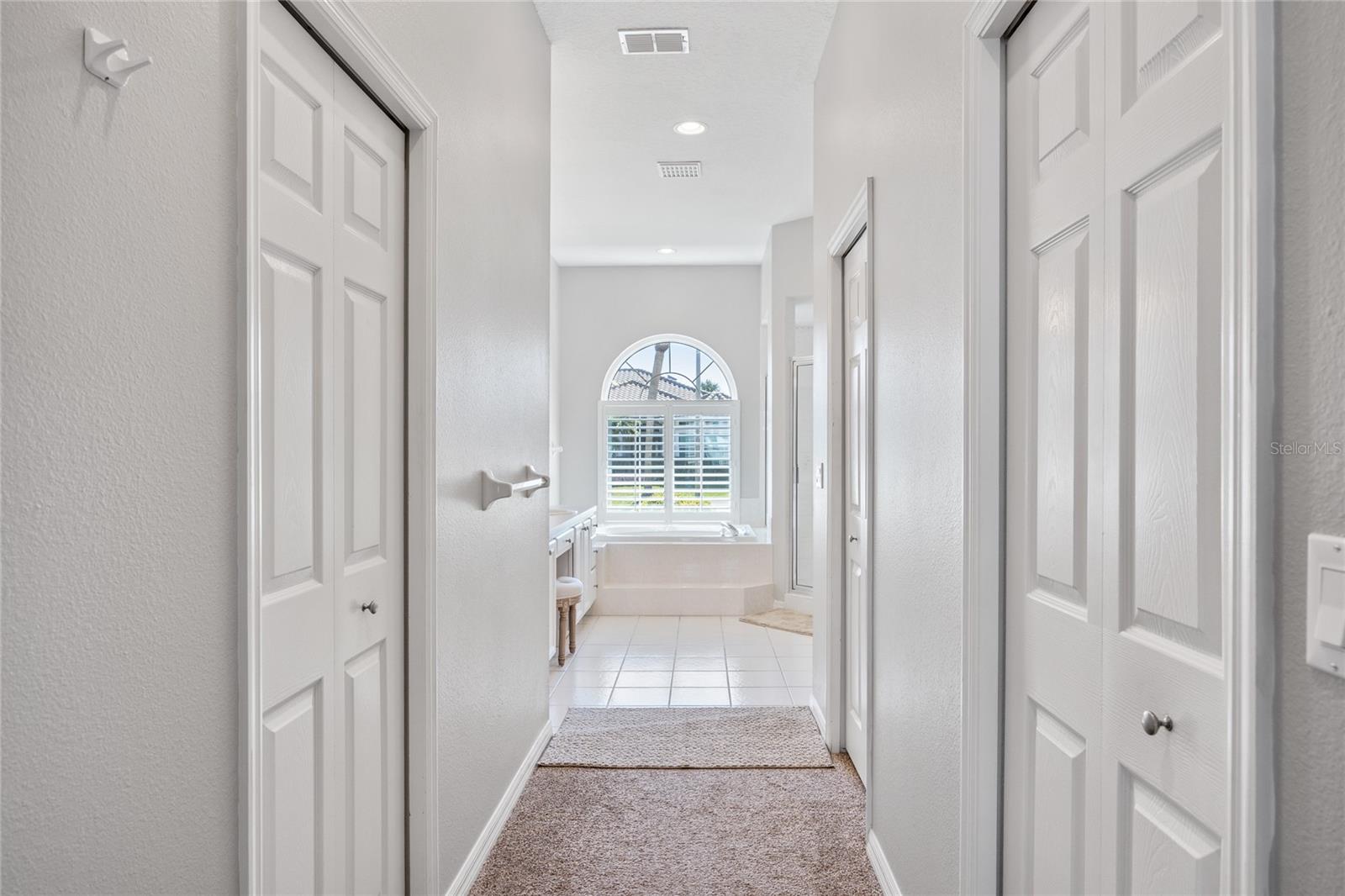 1002 ROMANO CT NE, ST PETERSBURG, FL, 33702