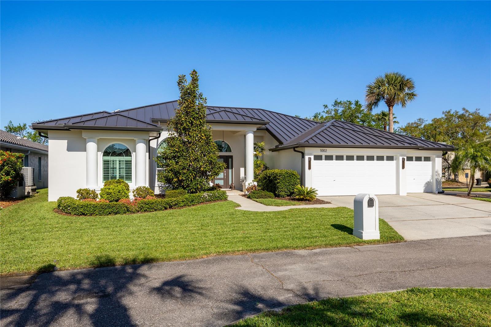 1002 ROMANO CT NE, ST PETERSBURG, FL, 33702