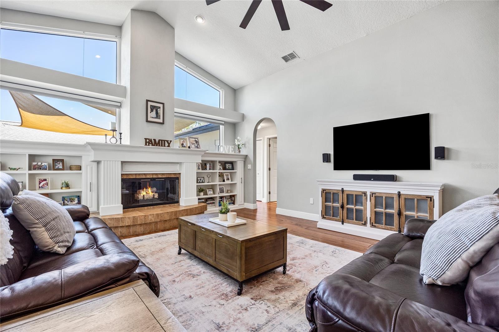 1002 ROMANO CT NE, ST PETERSBURG, FL, 33702