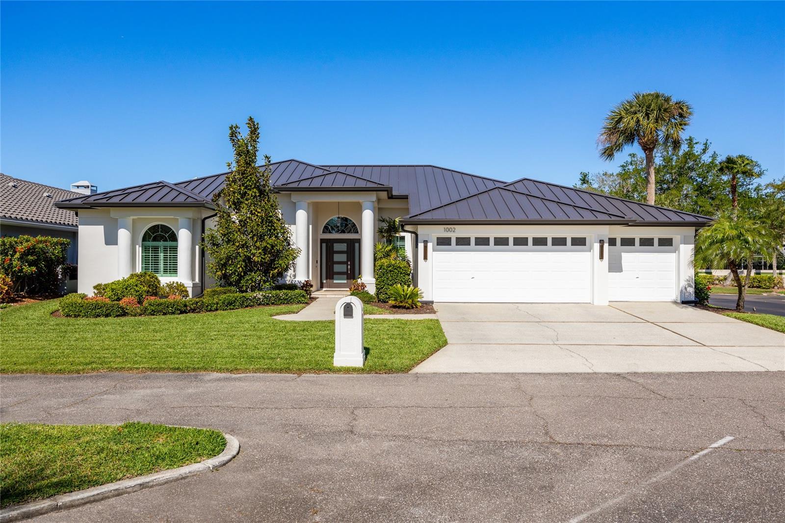 1002 ROMANO CT NE, ST PETERSBURG, FL, 33702