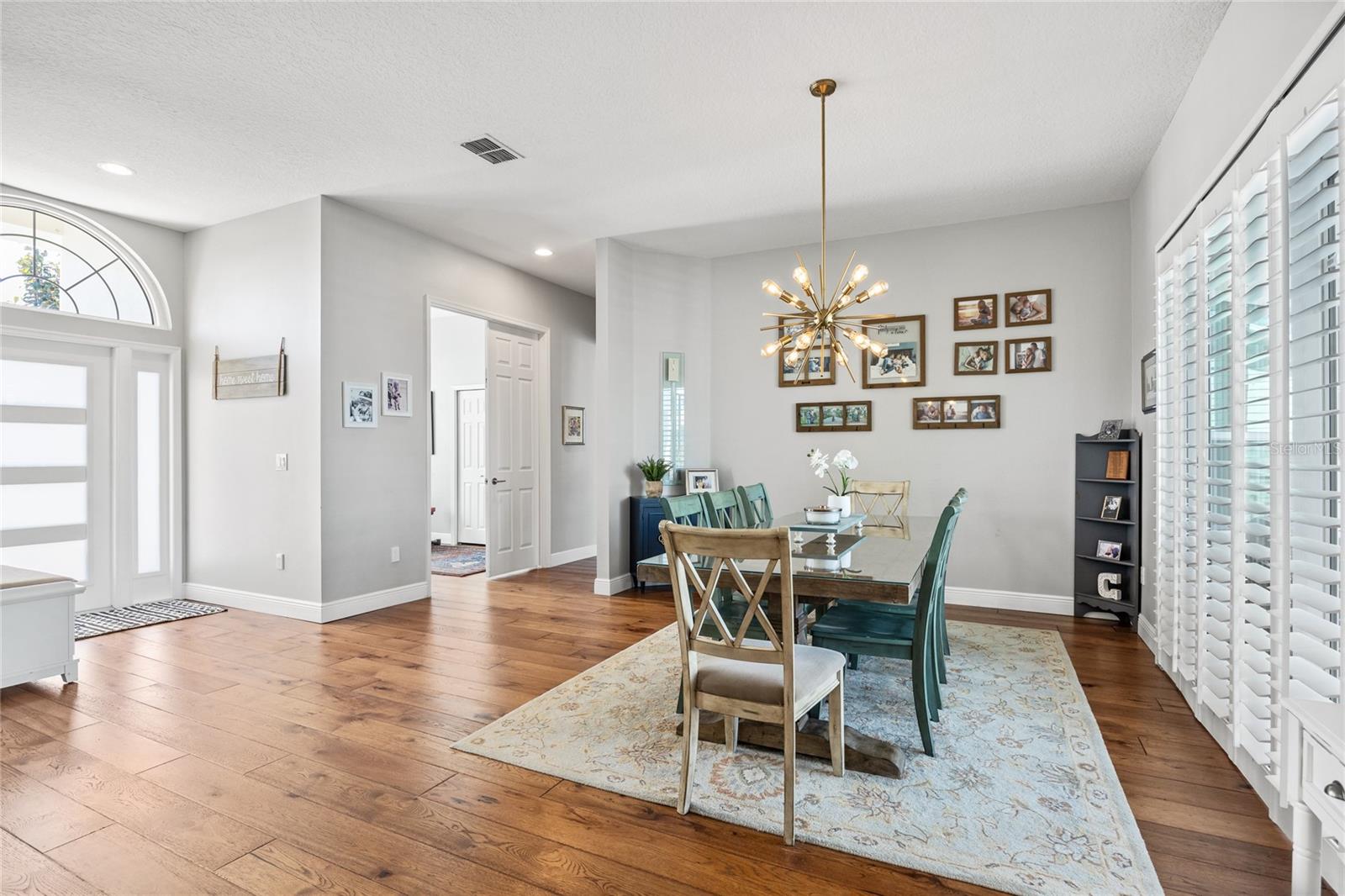 1002 ROMANO CT NE, ST PETERSBURG, FL, 33702