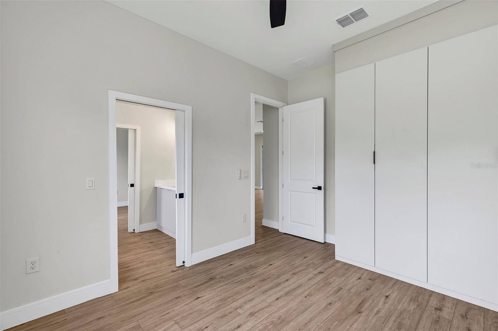 18399 HILLSBOROUGH BLVD, PORT CHARLOTTE, FL, 33954