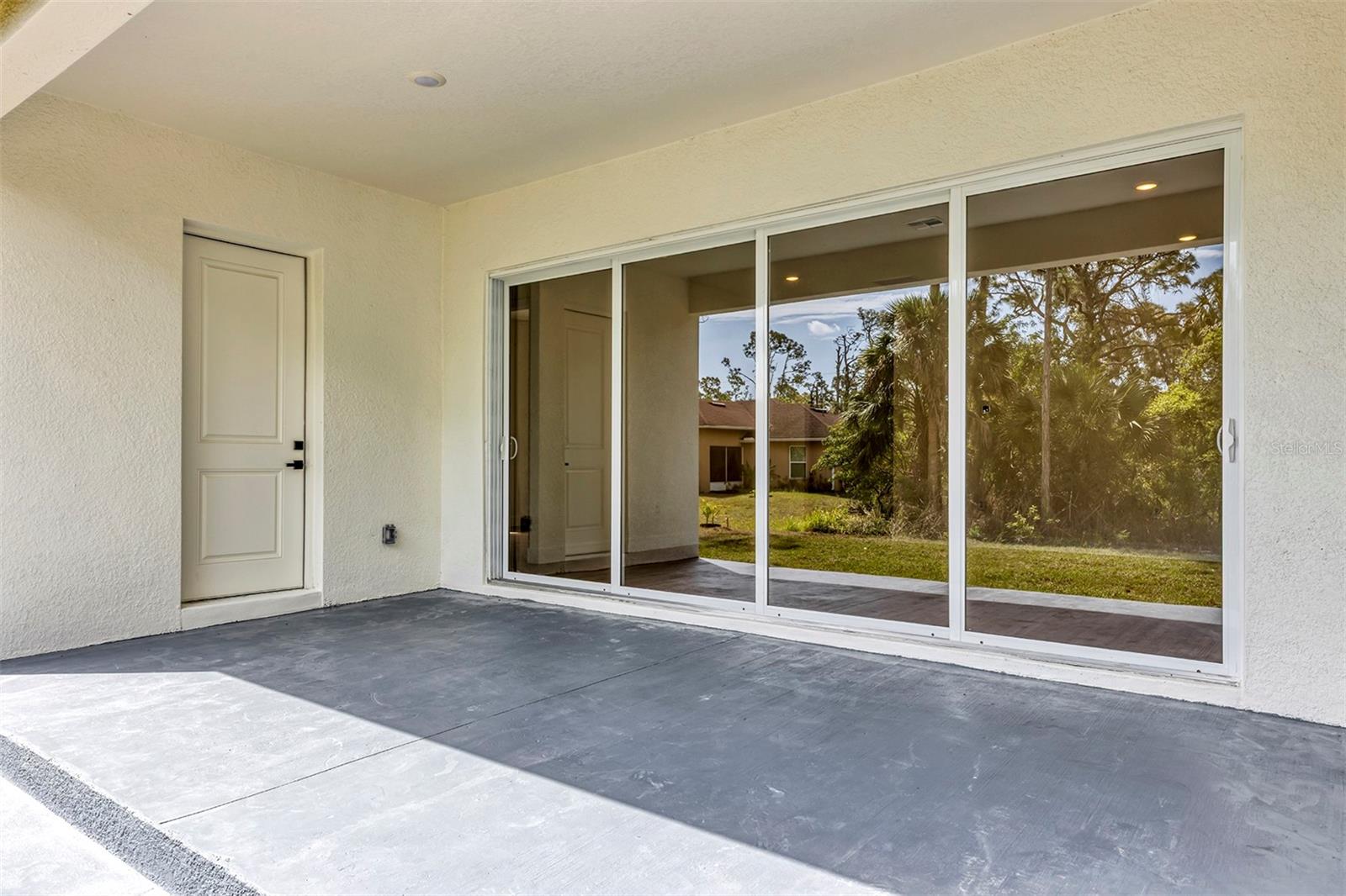18399 HILLSBOROUGH BLVD, PORT CHARLOTTE, FL, 33954