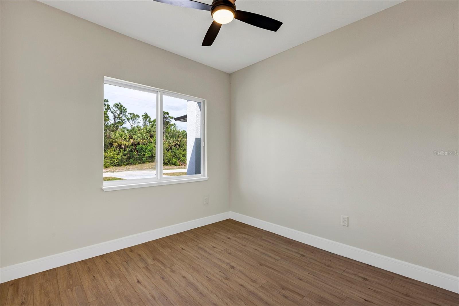 18399 HILLSBOROUGH BLVD, PORT CHARLOTTE, FL, 33954