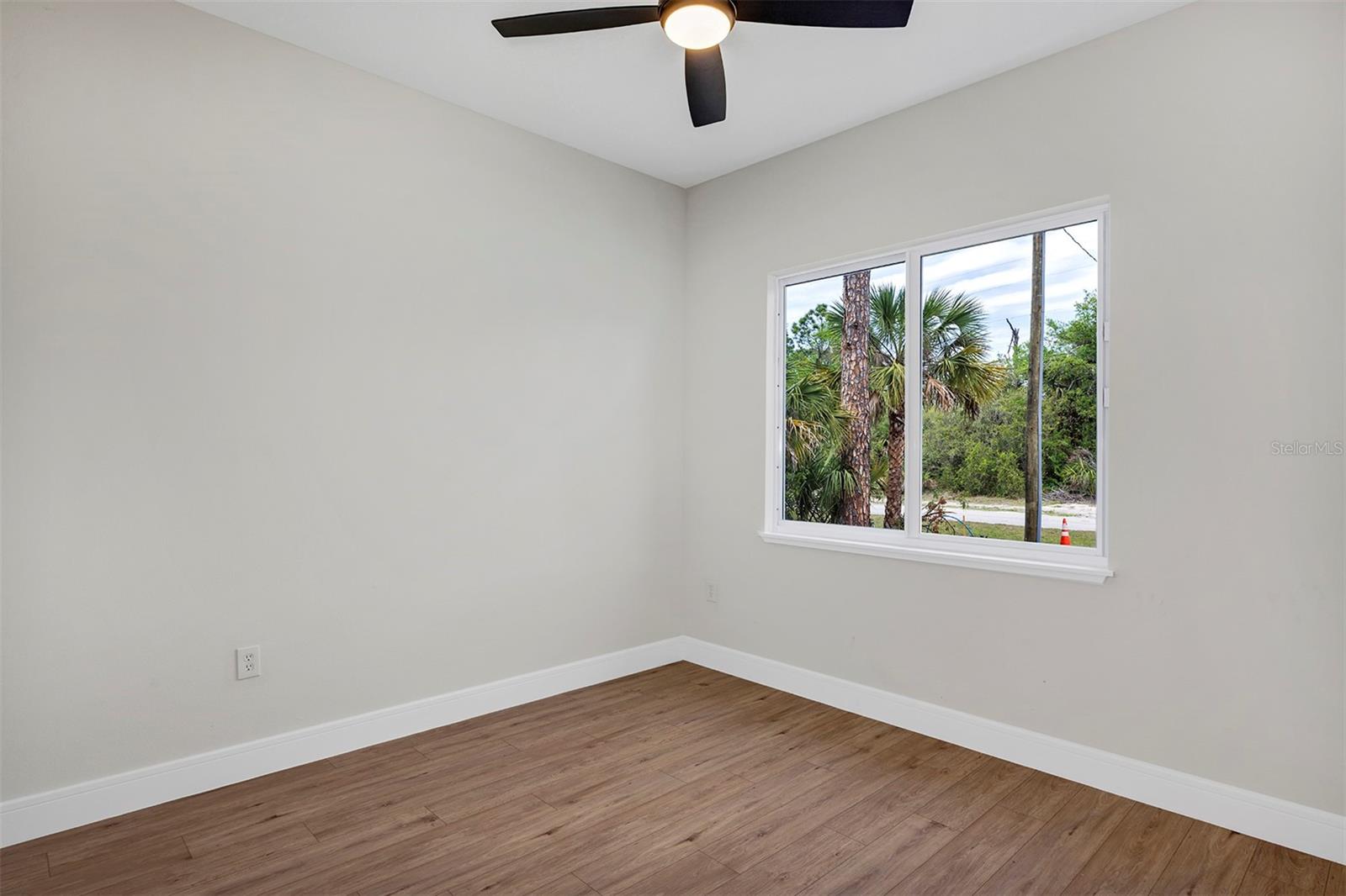 18399 HILLSBOROUGH BLVD, PORT CHARLOTTE, FL, 33954